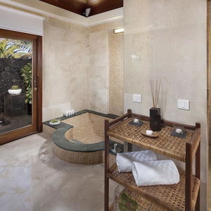 Hotel Melia Salinas cazare Lanzarote