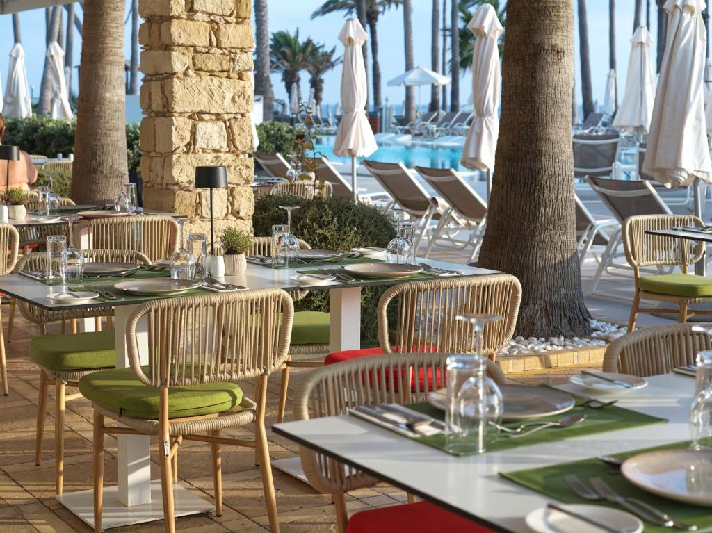dal travel Leonardo Plaza Cypria Maris Beach Hotel & Spa