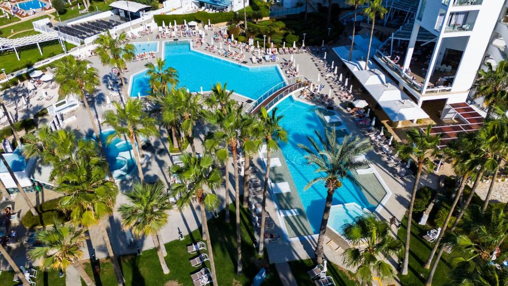 dal travel Leonardo Plaza Cypria Maris Beach Hotel & Spa