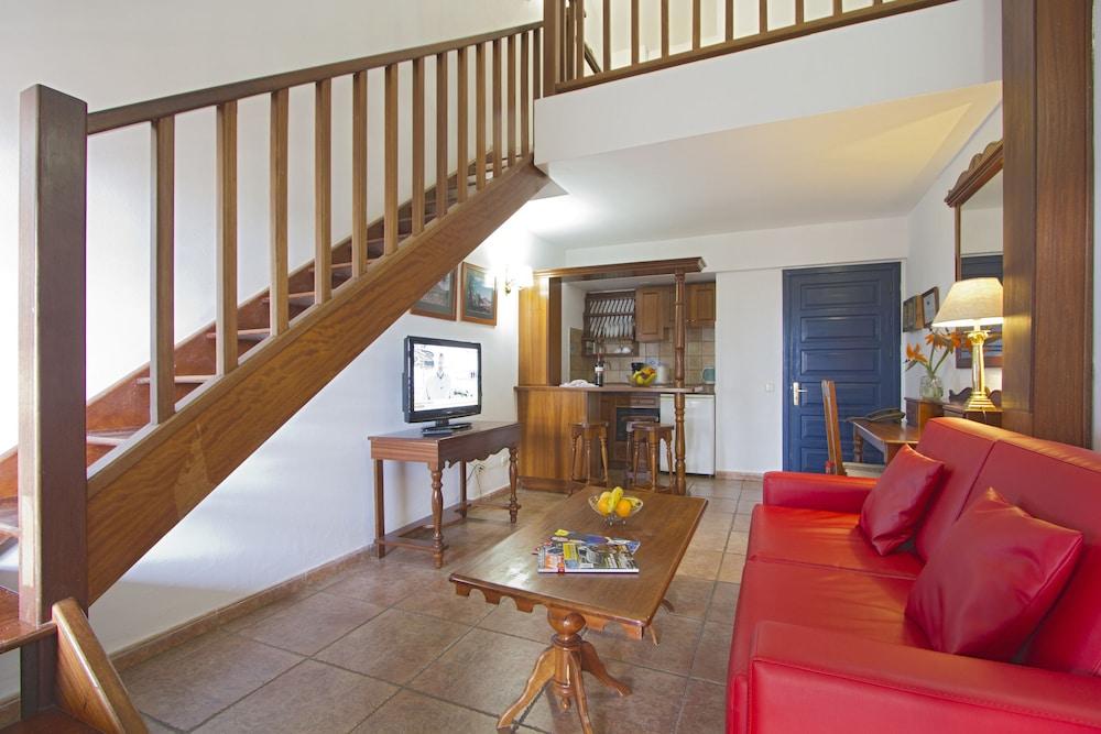 Hotel Nazaret Mansion