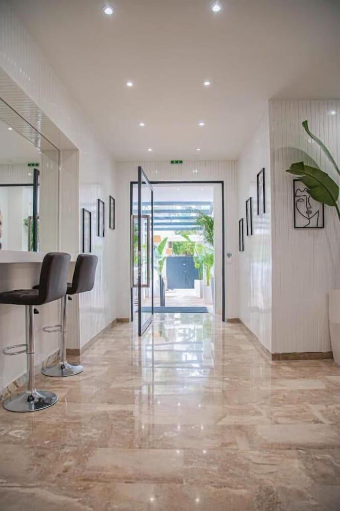 Hotel Celia Residence