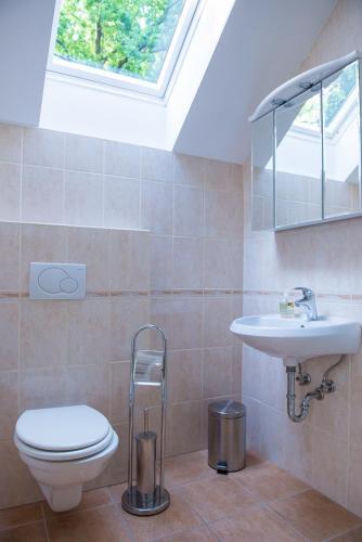 Hotel Holiday Home Lemut