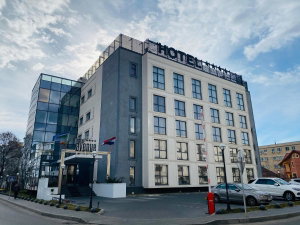 Hotel Hotel Avenue - Avenue Hotels cazare Buzau