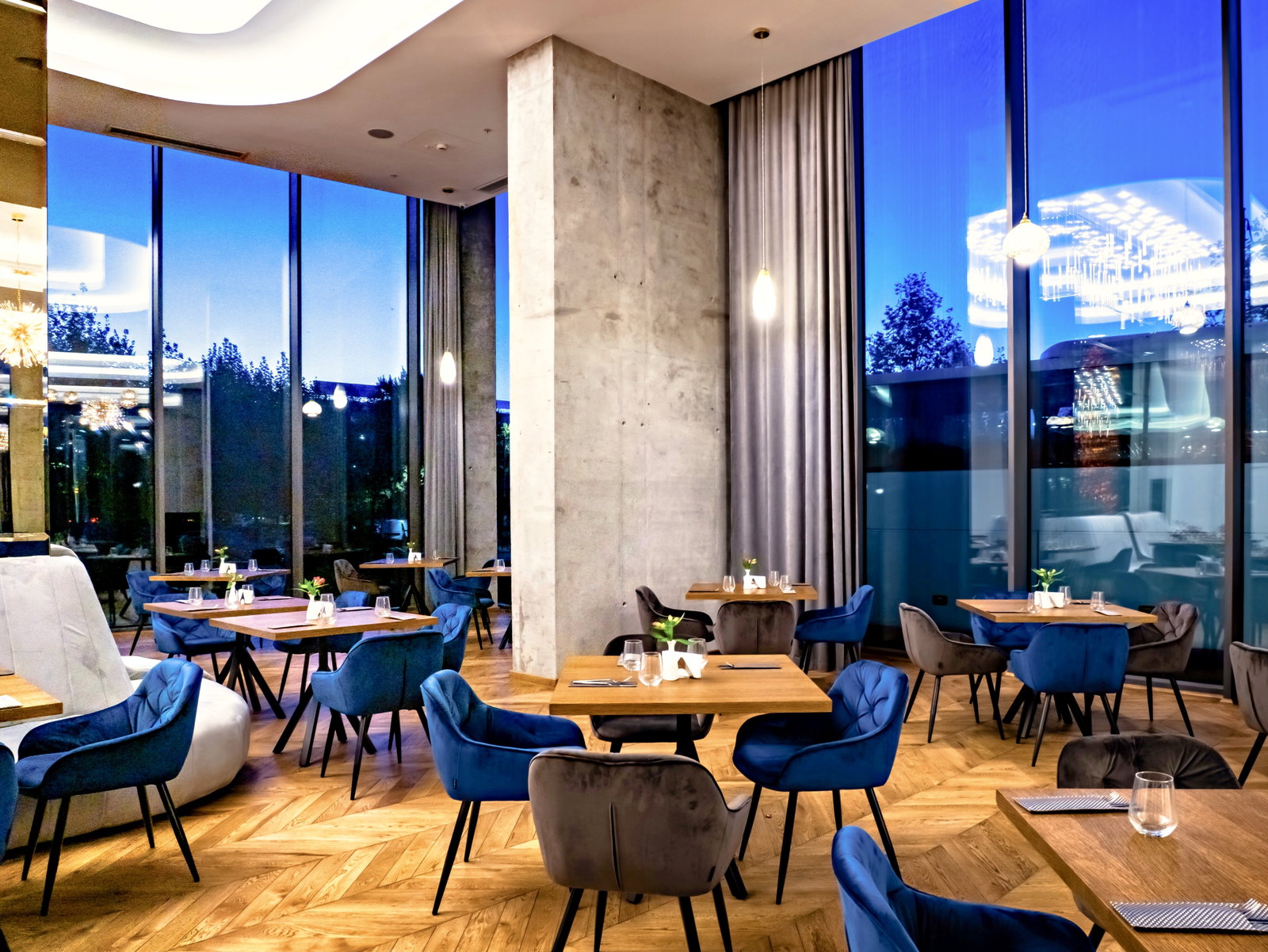 Union Plaza Hotel