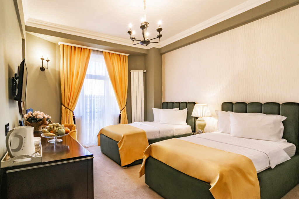 Lido By Phoenicia