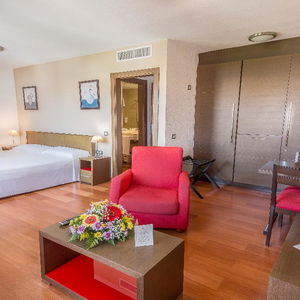 Sejur Hotel Livvo Corralejo Beach vacanta Fuerteventura