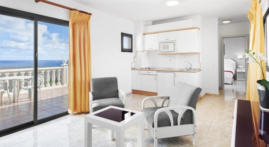 Hotel Elba Lucía Sport & Suite Hotel