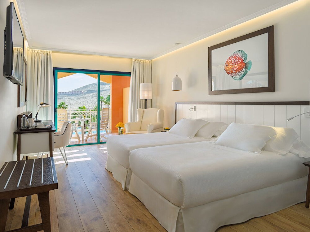 Hotel H10 Playa Esmeralda