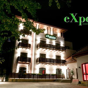 Hotel Expecto Apartments cazare Sinaia