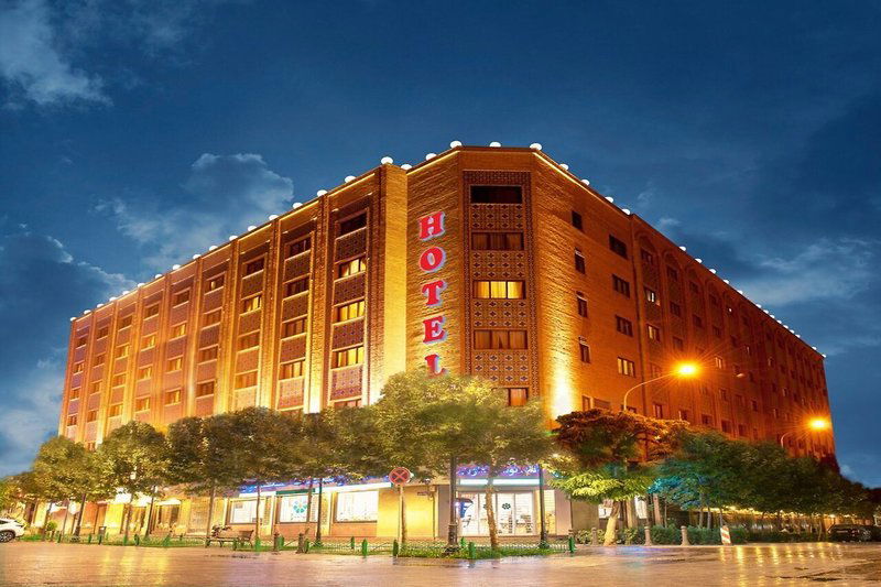 Hotel Ferdowsi Grand Hotel