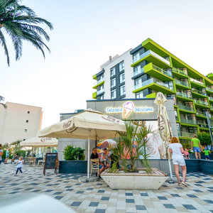 Hotel Alezzi Beach Resort cazare Mamaia Nord