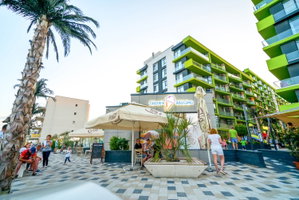 Hotel Alezzi Beach Resort cazare Mamaia Nord