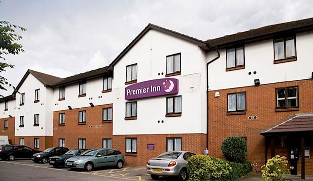 Hotel Premier Inn Premier Inn London Hayes North