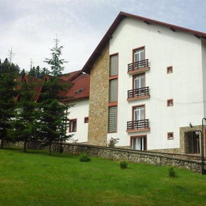 Hotel Hotel Floare De Colt cazare Manastirea Humorului