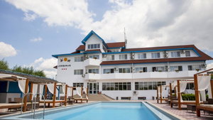 Hotel Cormoran Resort cazare Uzlina