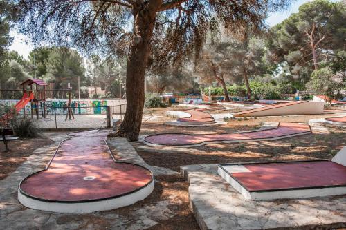dal travel Apartamentos Cala Murada Minigolf