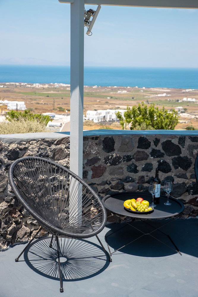 Hotel White Cave Villas