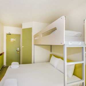 Hotel Ibis Budget Canberra cazare Canberra