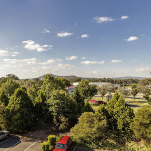 Hotel Ramada By Wyndham Diplomat Canberra cazare Canberra