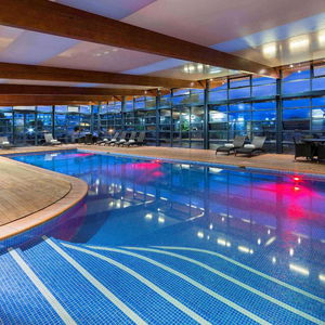 Hotel Novotel Canberra cazare Canberra