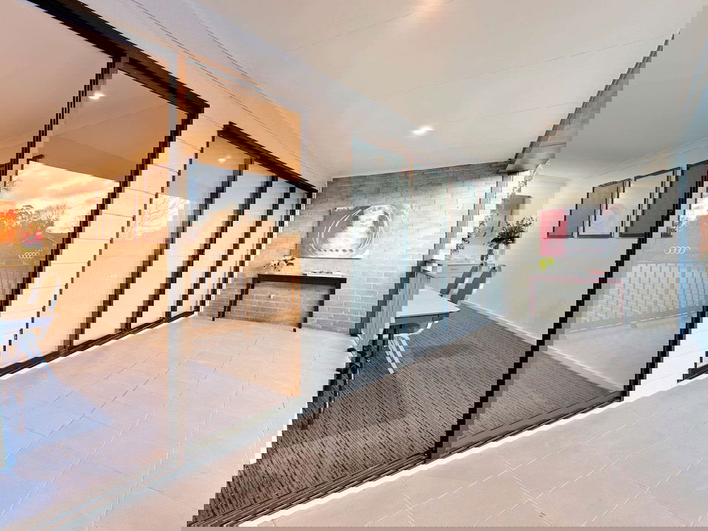 Hotel Ibis Styles Canberra Tall Trees