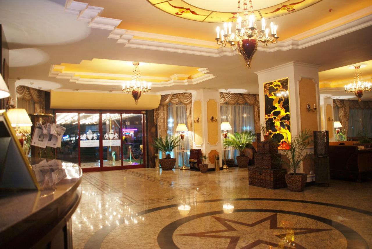 Hotel Prahova Plaza