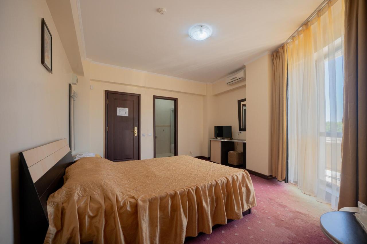 Hotel Coral