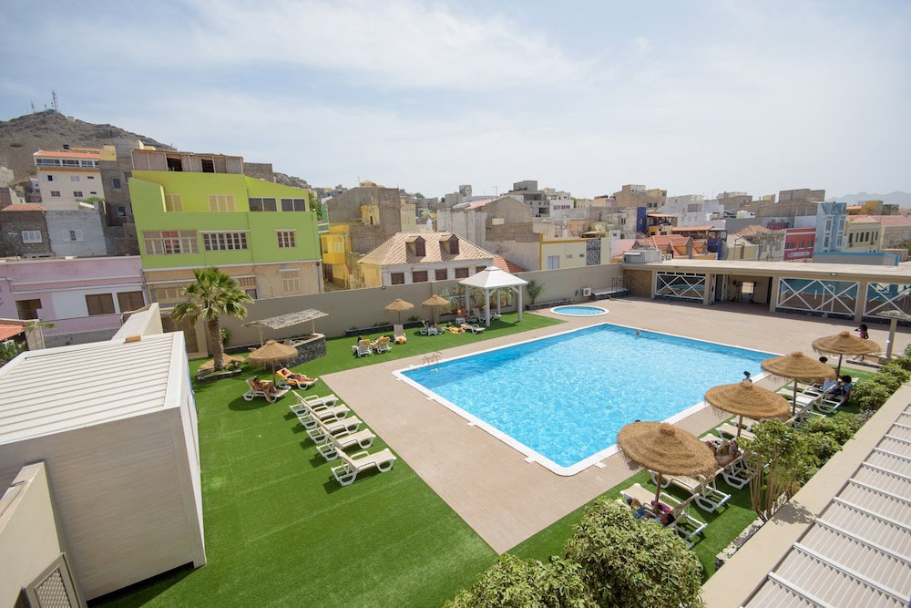 Hotel Oasis Porto Grande