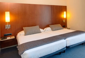 Hotel Hotel Astari cazare Tarragona