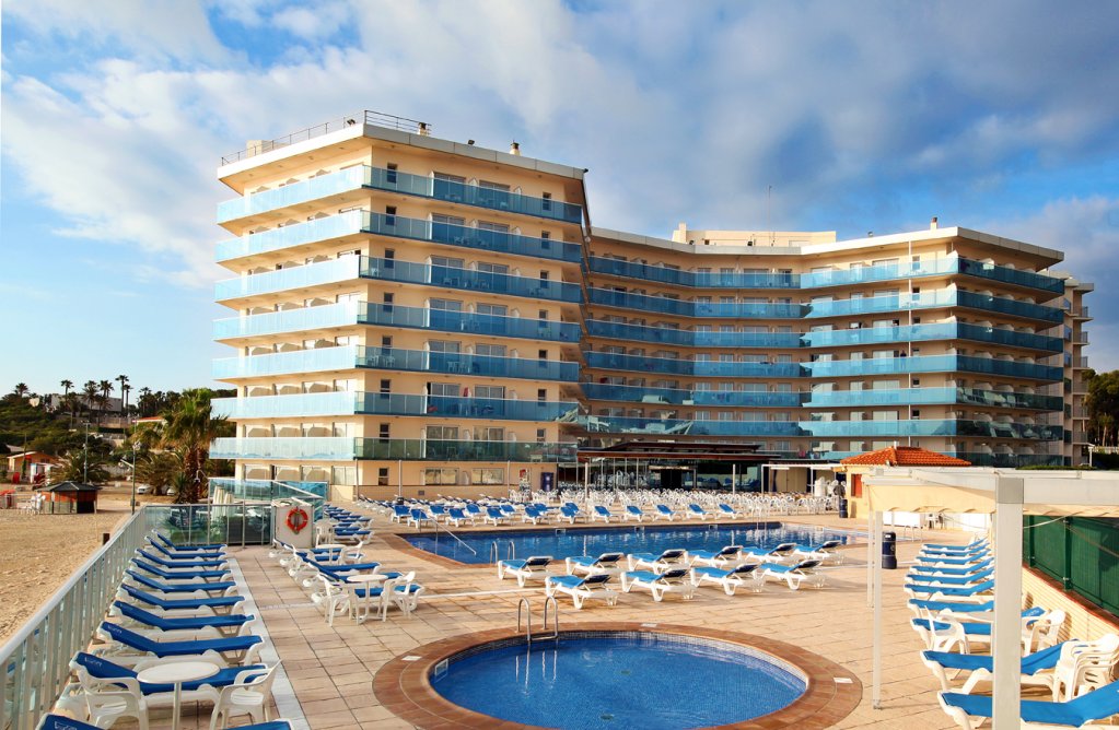 Hotel Golden Donaire Beach