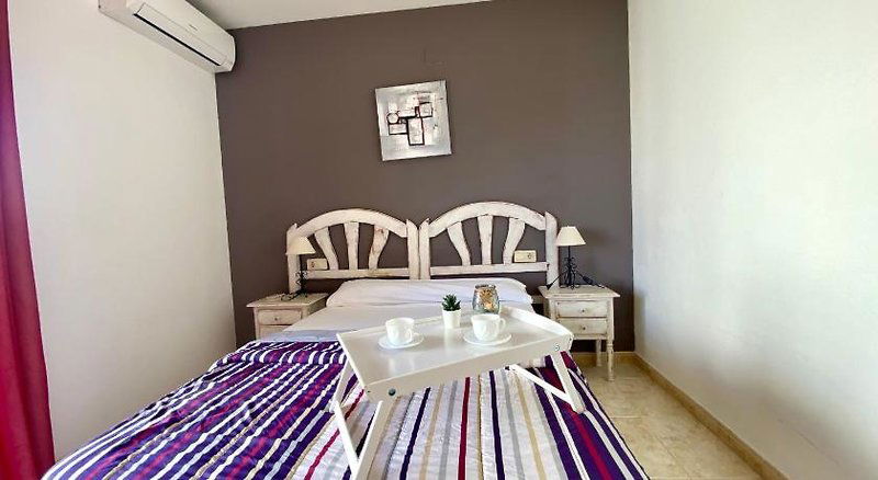 Hotel Apartamentos Esmeralda