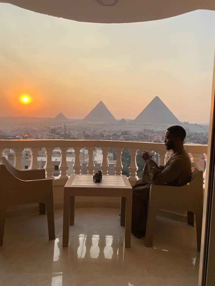 Hi Pyramids