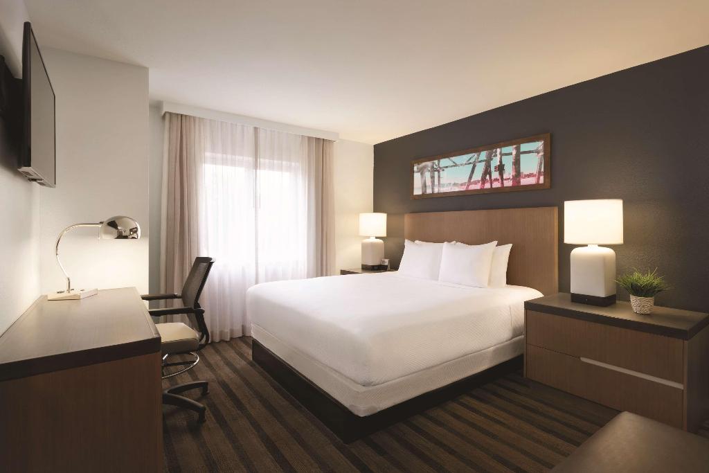 Hotel Hyatt House Chicago Medical/University District