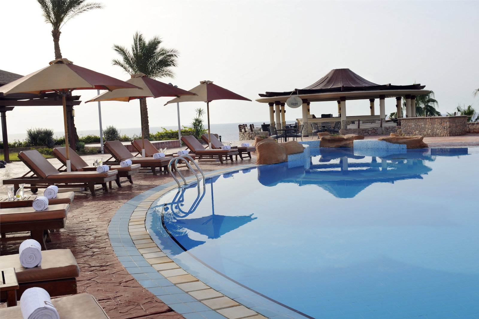 dal travel Renaissance Sharm El Sheikh Golden View Beach Resort
