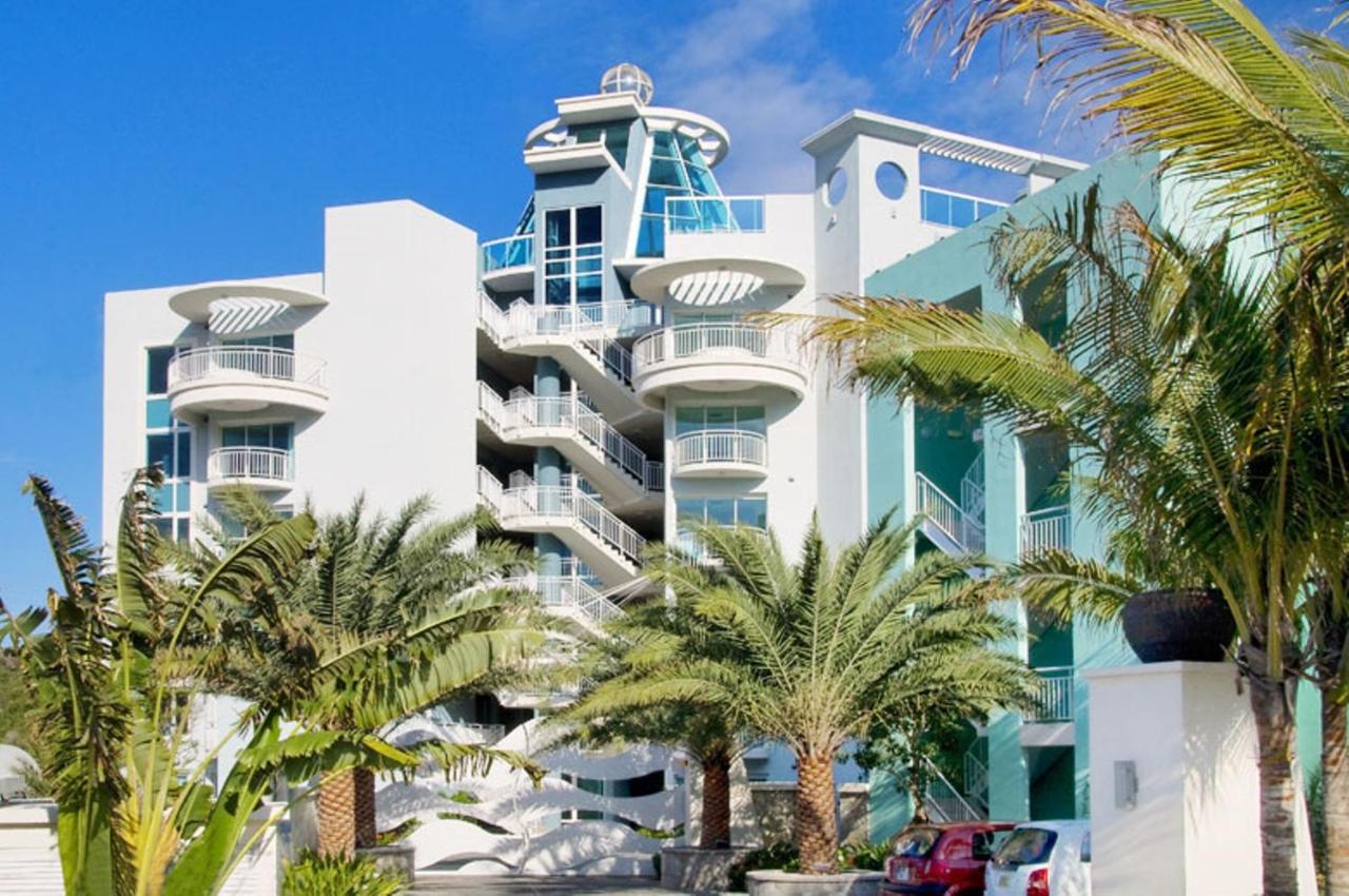 Oyster Bay Beach Resort & Spa - Luxury Serviced Condo