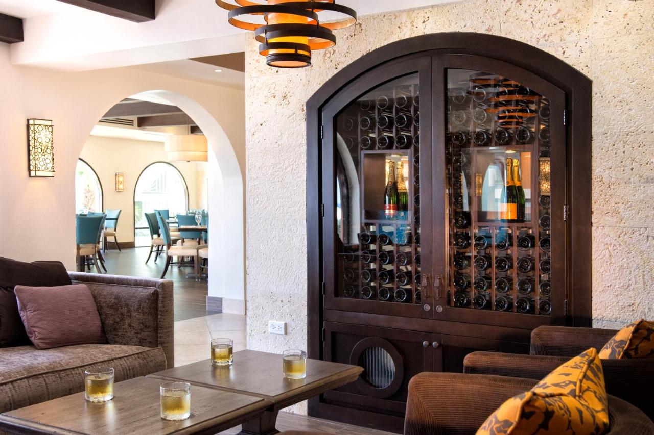Oyster Bay Beach Resort & Spa - Luxury Serviced Condo