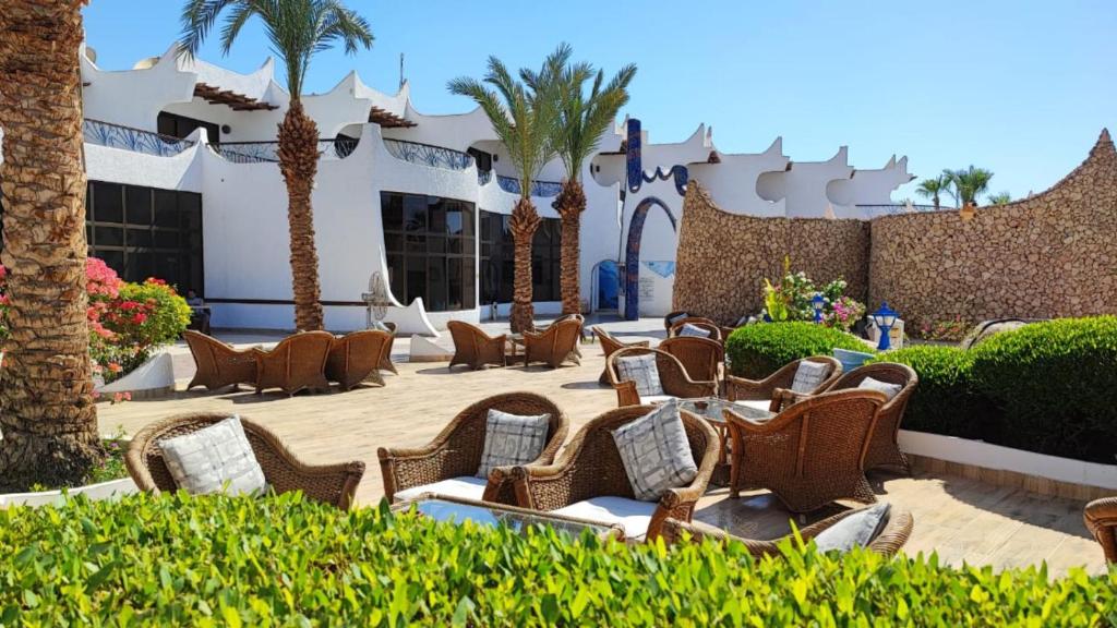 Turquoise Beach Hotel