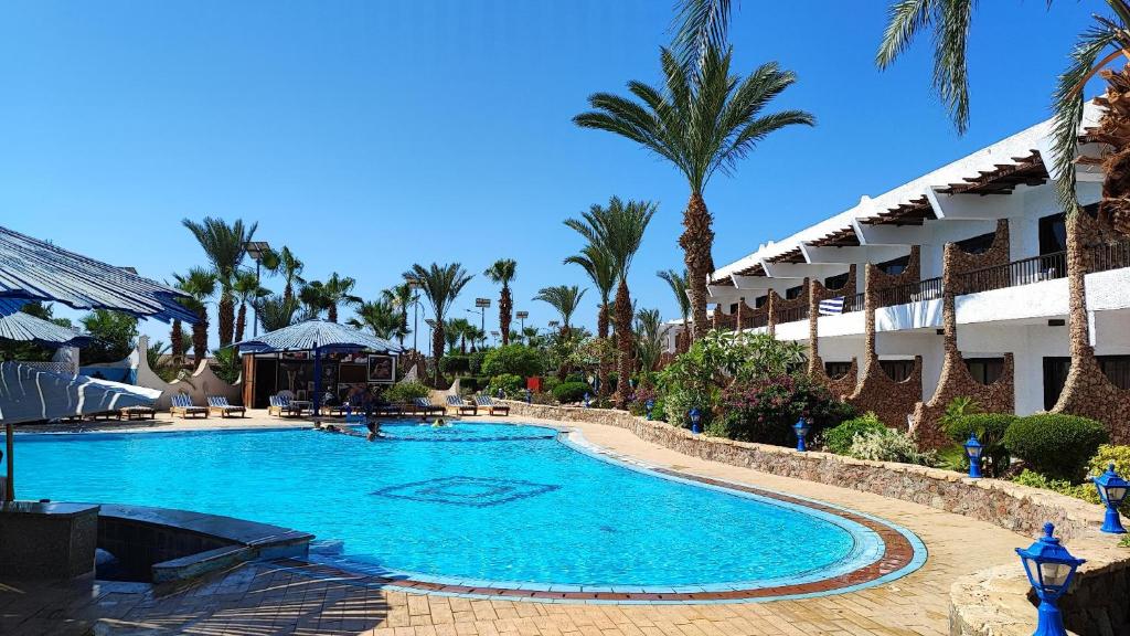 Turquoise Beach Hotel