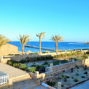 Hotel Rohanou Beach Resort & Ecolodge cazare Al Qusayr