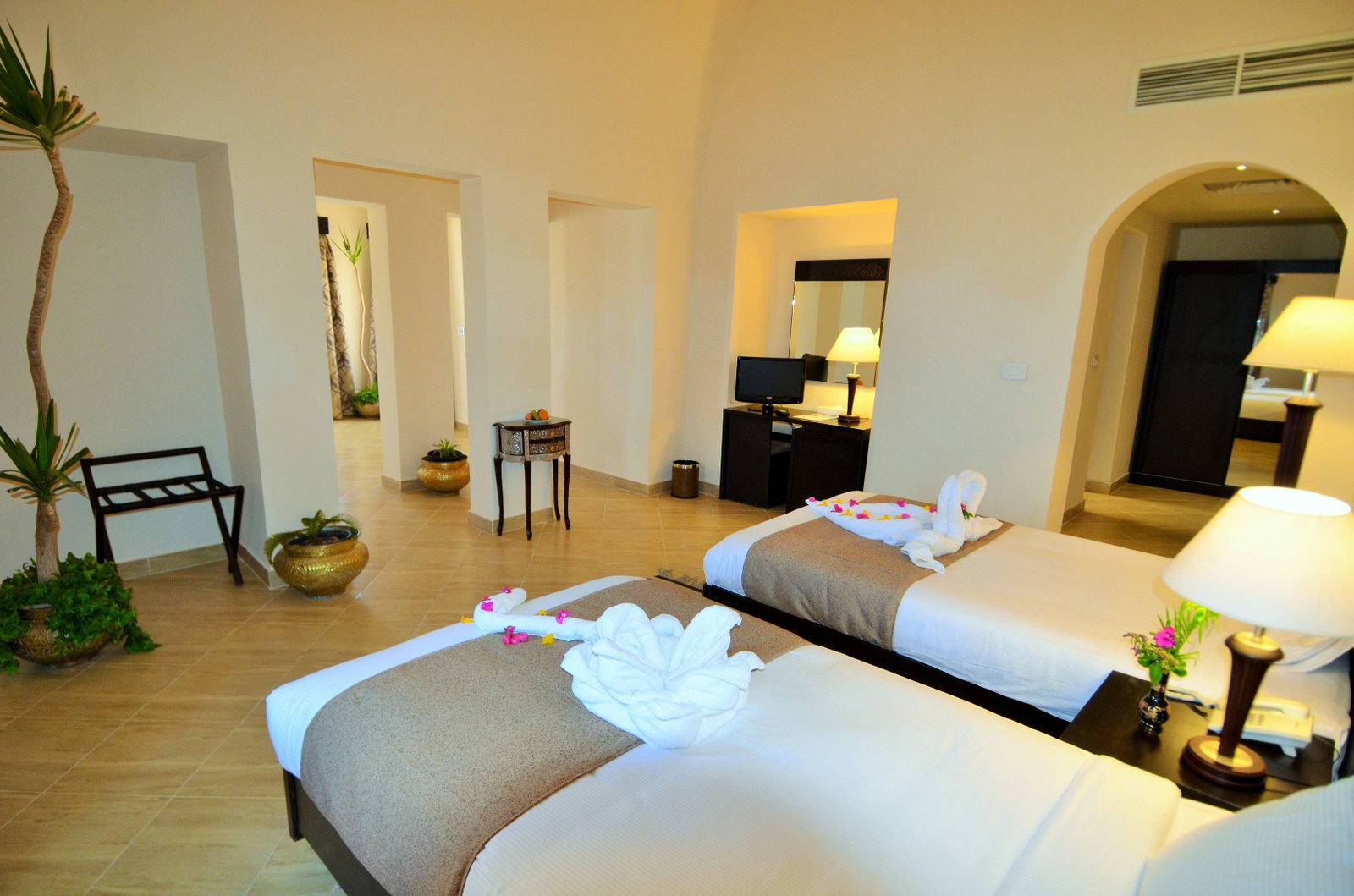 Rohanou Beach Resort & Ecolodge