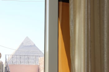 Hotel Royal Pyramids Inn