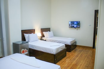 Hotel Midtown Hostel