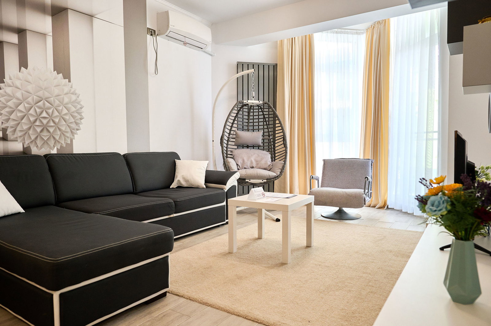Aparthotel Ella