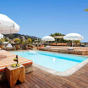 Hotel Petit Ermitage cazare West Hollywood
