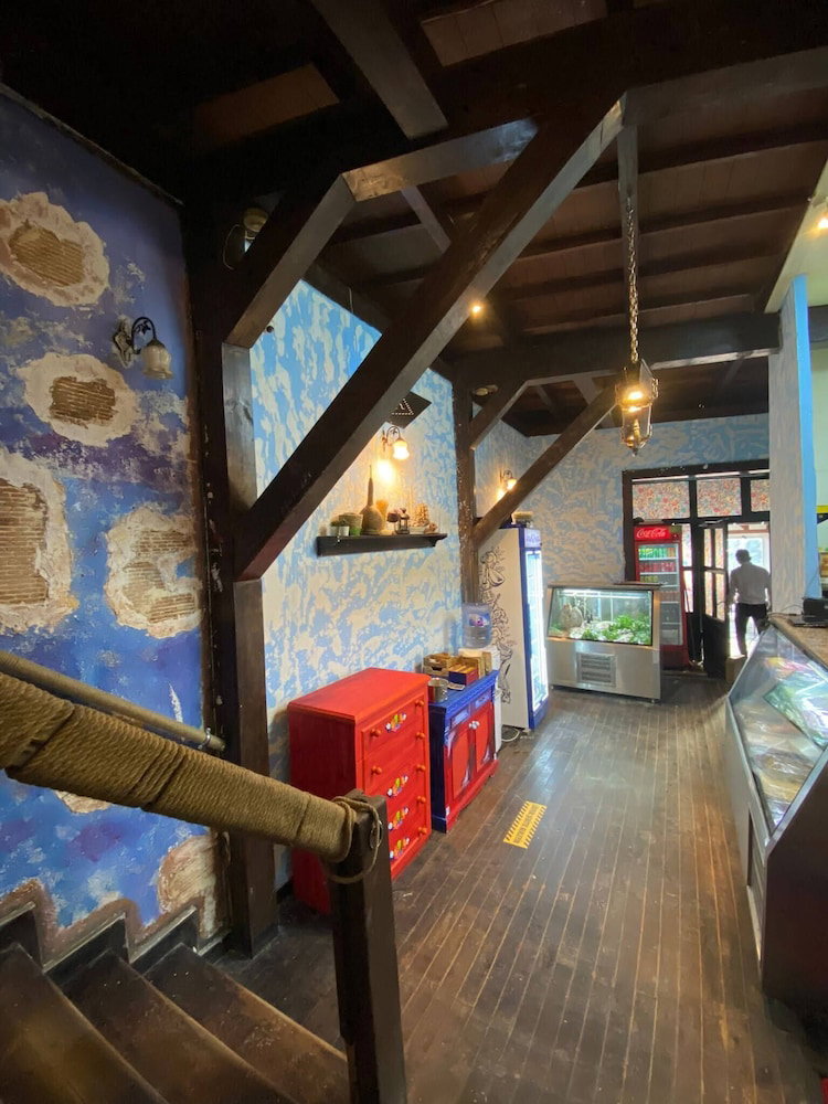 Lotus Restaurant & Home