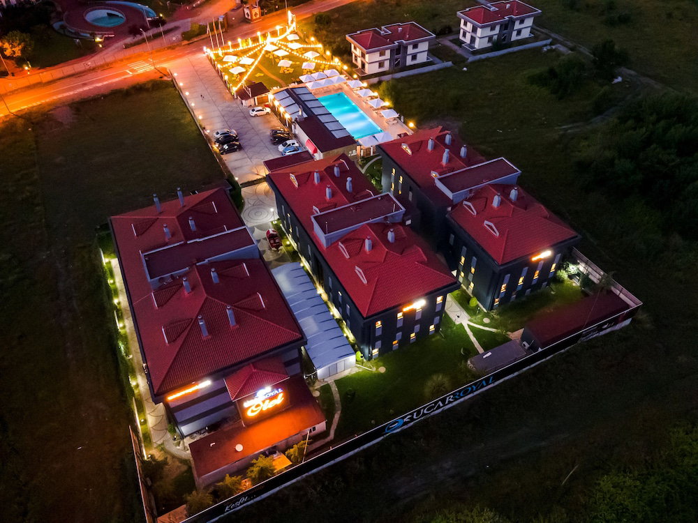 Uçar Royal Hotel And Conference Hall