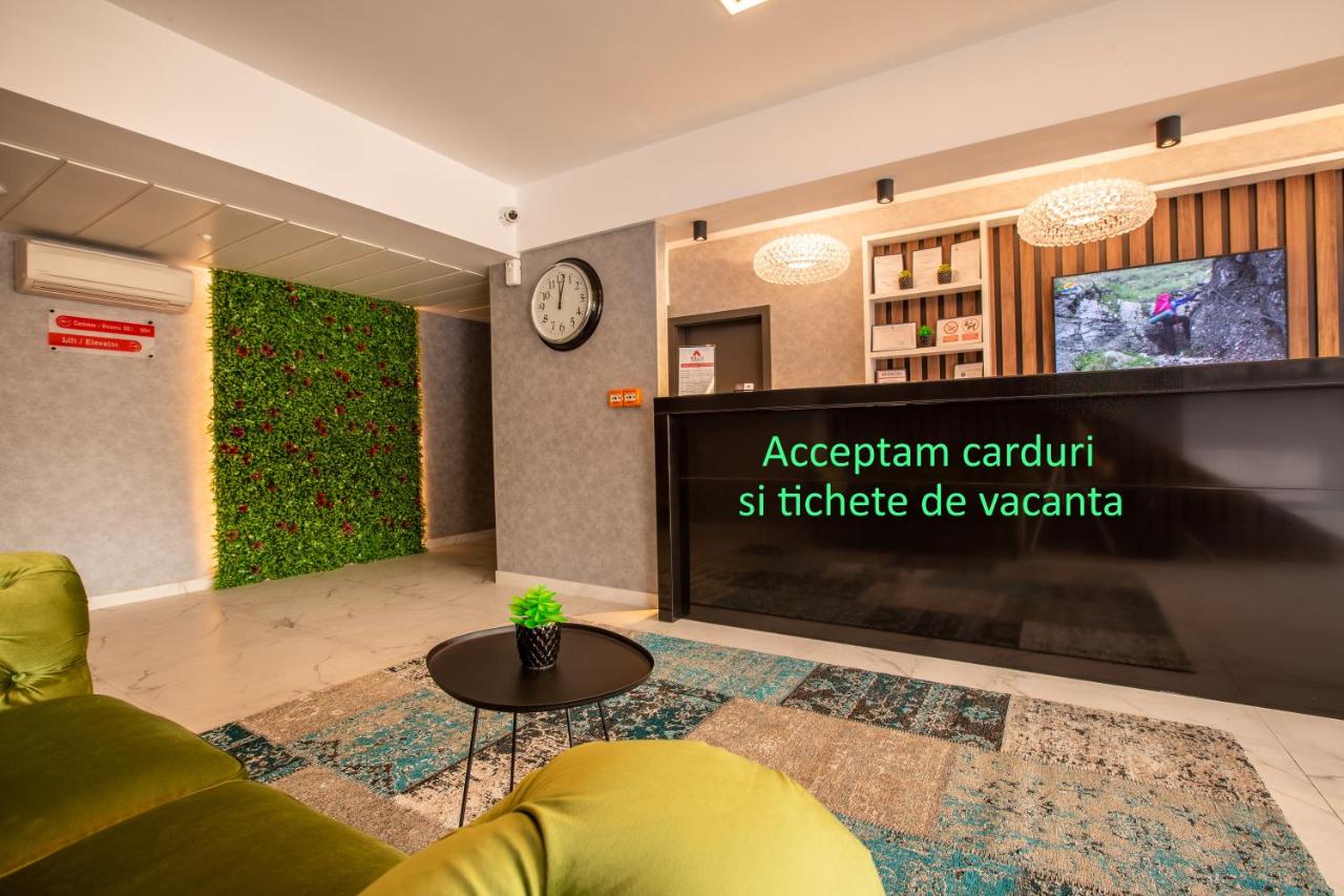 Bach Apartments