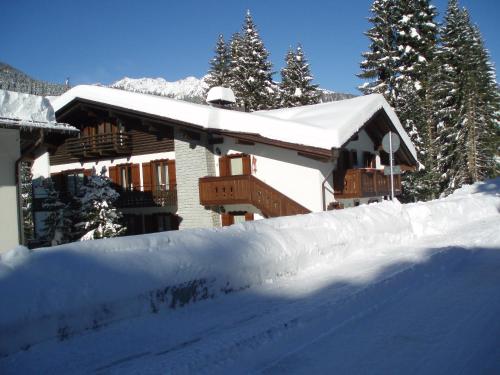 Hotel Hotel Garni Bucaneve