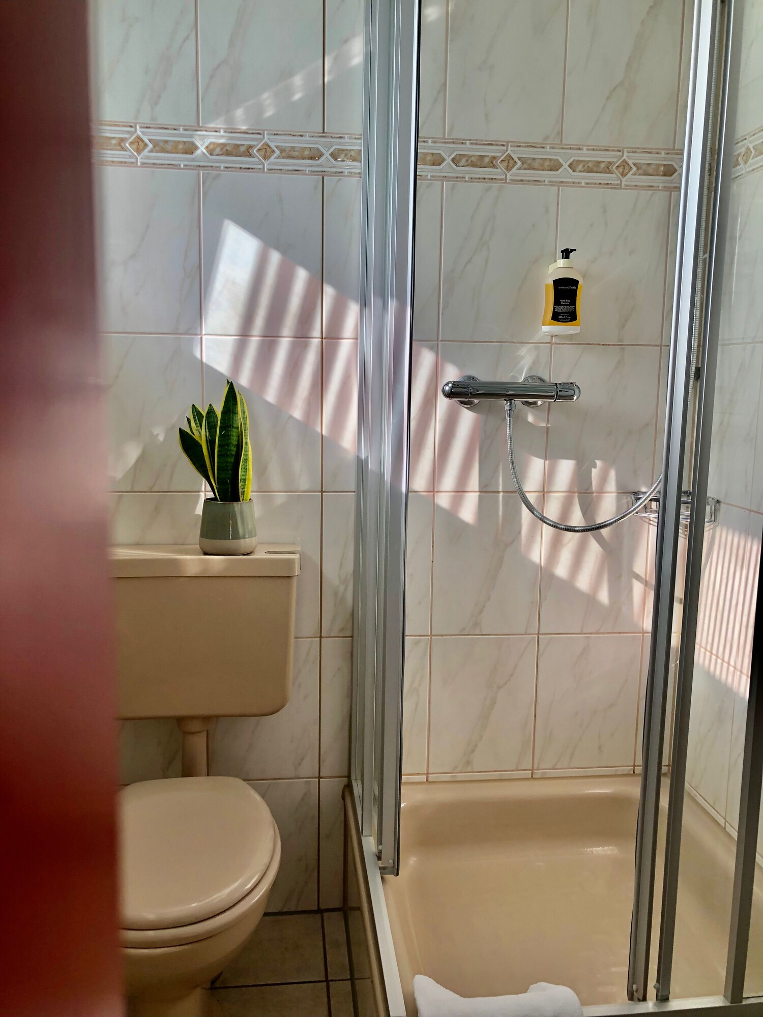 Hotel Montana Hotel Köln-Bonn Airport