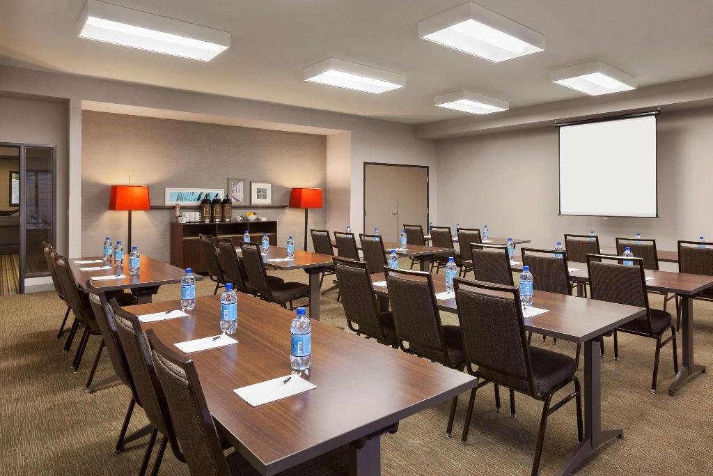 Hotel Country Inn & Suites By Radisson, Bozeman, Mt